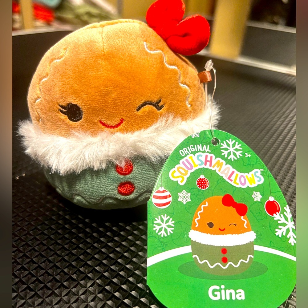 4” Gina Holiday Squishmallow